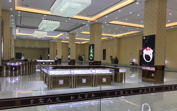 廈門珠寶展示柜制作細節(jié)，優(yōu)質(zhì)珠寶柜必備