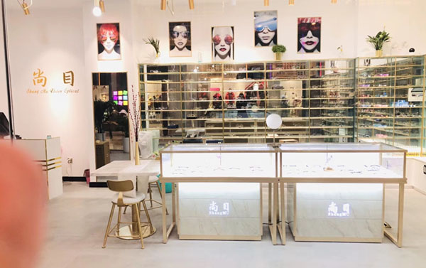 玻璃珠寶展柜為何受歡迎？